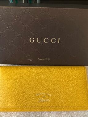 Gucci Bright Yellow Pebbled Leather Continental Wallet